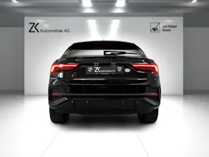 Audi Q3 Sportback 35 TFSI S Line Midnight Black Attraction S-tronic / 360° Kamera / Panoramadach / SONOS Sound / Komfortschlüssel /