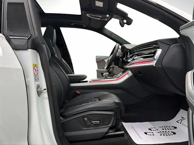 Audi Q8 55 TFSI S-Line 340PS quattro Pure White tiptronic / Panoramadach / 360° Kamera / B&O Sound / Komfortschlüssel /
