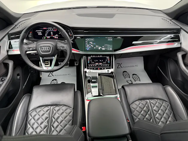 Audi Q8 55 TFSI S-Line 340PS quattro Pure White tiptronic / Panoramadach / 360° Kamera / B&O Sound / Komfortschlüssel /
