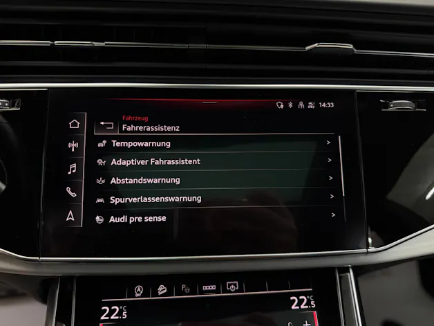 Audi Q8 55 TFSI S-Line 340PS quattro Pure White tiptronic / Panoramadach / 360° Kamera / B&O Sound / Komfortschlüssel /