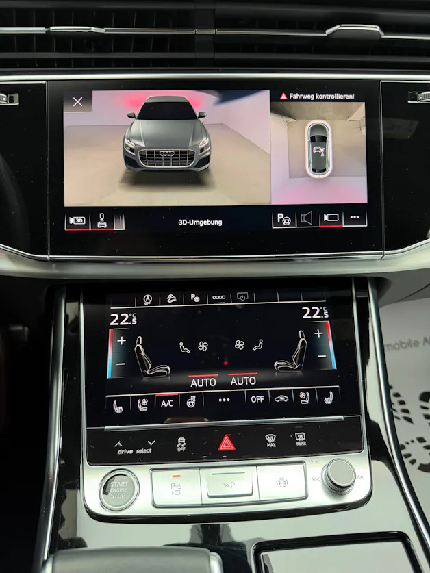 Audi Q8 55 TFSI S-Line 340PS quattro Pure White tiptronic / Panoramadach / 360° Kamera / B&O Sound / Komfortschlüssel /