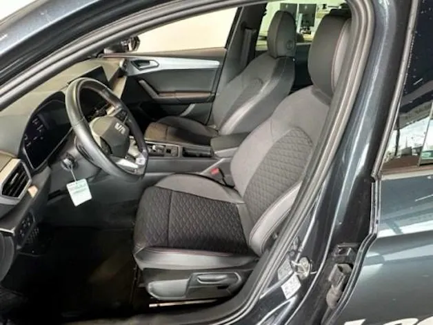 SEAT Leon 1.5 eTSI FR