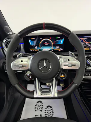 Mercedes-Benz A 45 S Performance 422PS Polarweiss AMG 4Matic+ Speedshift/ 360° Kamera / Panoramadach / Burmester / Head-Up / Night Paket /