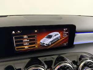 Mercedes-Benz A 45 S Performance 422PS Polarweiss AMG 4Matic+ Speedshift/ 360° Kamera / Panoramadach / Burmester / Head-Up / Night Paket /