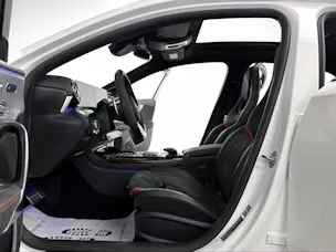 Mercedes-Benz A 45 S Performance 422PS Polarweiss AMG 4Matic+ Speedshift/ 360° Kamera / Panoramadach / Burmester / Head-Up / Night Paket /