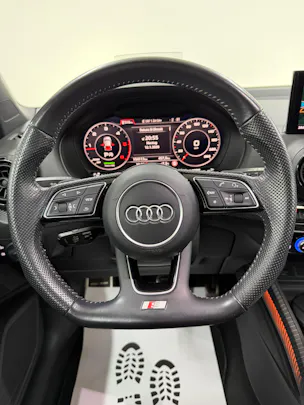 Audi Q2 2.0 TDI S-Line 190PS Edition # 1 (Quantum Grey) quattro S-tronic / RF-Kamera / Head-Up-Display / virtual cockpit /