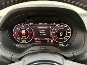 Audi Q2 2.0 TDI S-Line 190PS Edition # 1 (Quantum Grey) quattro S-tronic / RF-Kamera / Head-Up-Display / virtual cockpit /