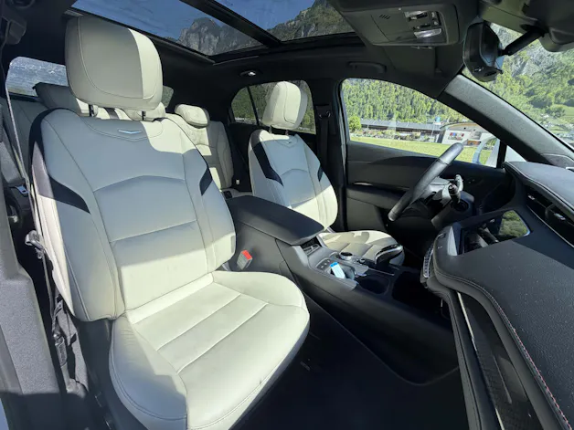 Cadillac XT4 2.0 TD Executive Nappa AWD