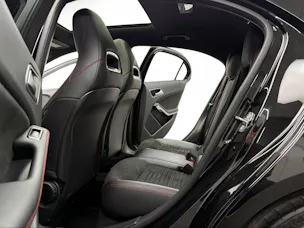 Mercedes-Benz A 200 AMG Line Cosmos Black 7G-DCT / Panoramadach / RF-Kamera / Keyless Go / Ambiente Beleuchtung /