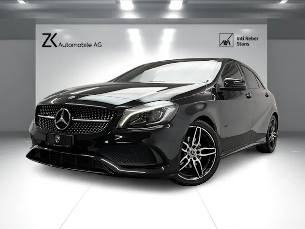 Mercedes-Benz A 200 AMG Line Cosmos Black 7G-DCT / Panoramadach / RF-Kamera / Keyless Go / Ambiente Beleuchtung /