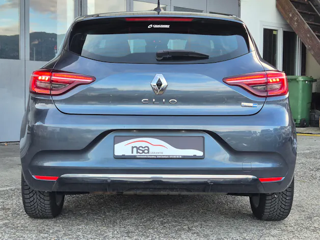 Renault Clio 1.6 E-Tech Intens