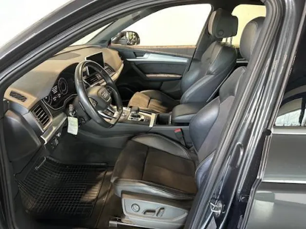 AUDI Q5 2.0 TFSI sport quattro