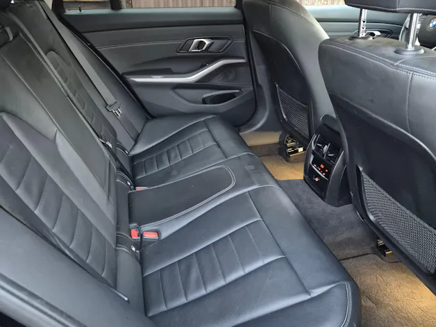 BMW 330e x DriveTouring Steptronic
