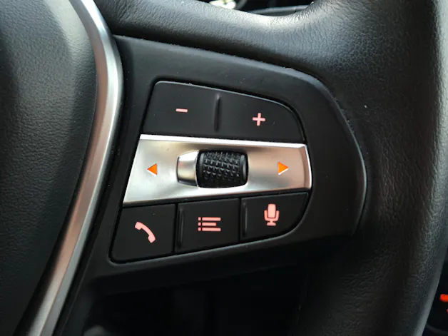 BMW 330e x DriveTouring Steptronic