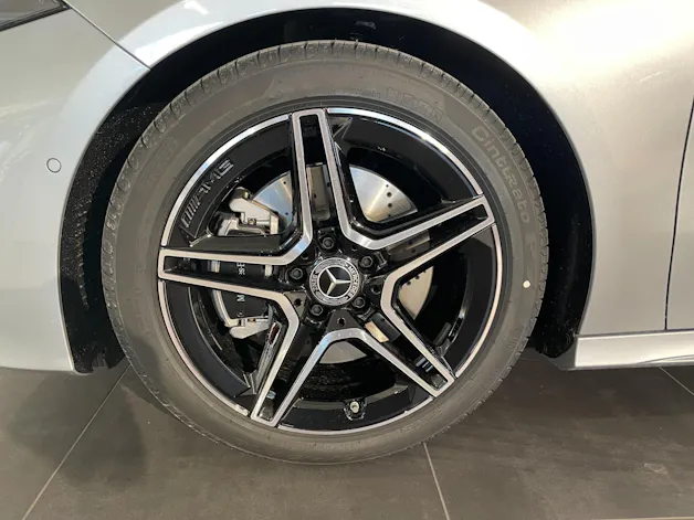 Mercedes-Benz A 220 4Matic 8G-DCT