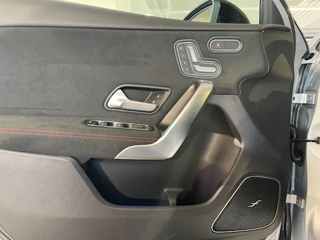 Mercedes-Benz A 220 4Matic 8G-DCT