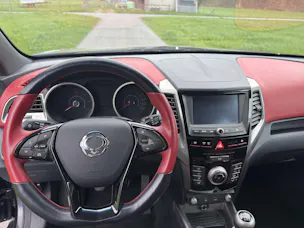 KGM -SsangYong Tivoli 1.6 e-XDi Red Rebel 4WD
