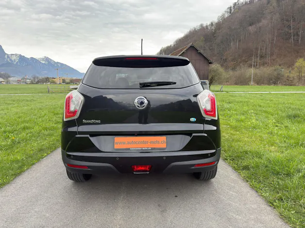 KGM -SsangYong Tivoli 1.6 e-XDi Red Rebel 4WD