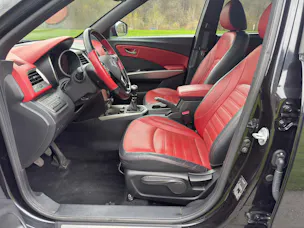 KGM -SsangYong Tivoli 1.6 e-XDi Red Rebel 4WD