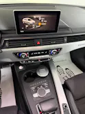Audi A4 Avant 2.0 TFSI Sport S-Line 252PS Mythos Black quattro S-tronic