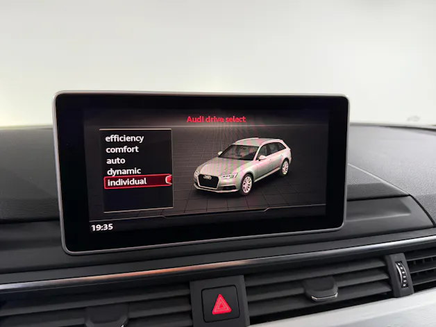 Audi A4 Avant 2.0 TFSI Sport S-Line 252PS Mythos Black quattro S-tronic