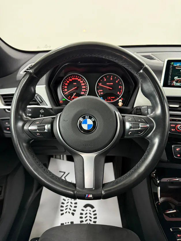 BMW X1 xDrive 25d M Sport 231PS Steptronic ★ Panoramadach ★ RF-Kamera ★ Head-Up-Display ★ Komfortzugang ★