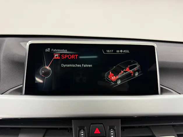 BMW X1 xDrive 25d M Sport 231PS Steptronic ★ Panoramadach ★ RF-Kamera ★ Head-Up-Display ★ Komfortzugang ★