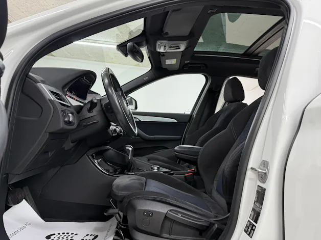 BMW X1 xDrive 25d M Sport 231PS Steptronic ★ Panoramadach ★ RF-Kamera ★ Head-Up-Display ★ Komfortzugang ★
