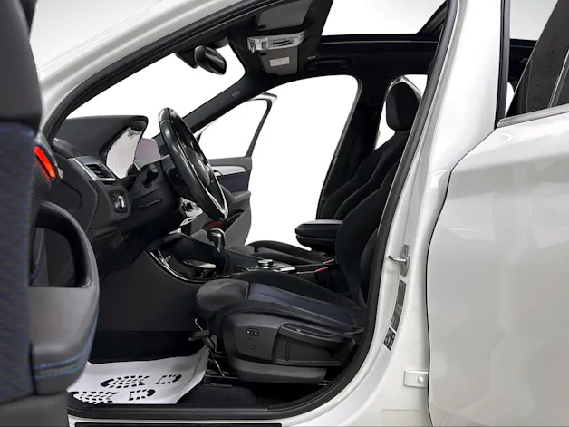 BMW X1 xDrive 25d M Sport 231PS Steptronic ★ Panoramadach ★ RF-Kamera ★ Head-Up-Display ★ Komfortzugang ★