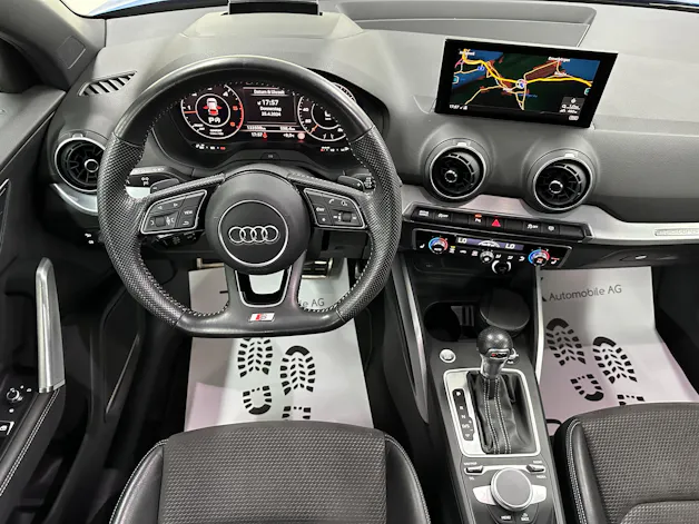 Audi Q2 2.0 TDI sport 190PS S-Line quattro S-tronic