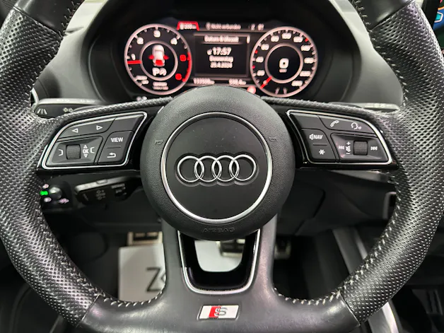 Audi Q2 2.0 TDI sport 190PS S-Line quattro S-tronic