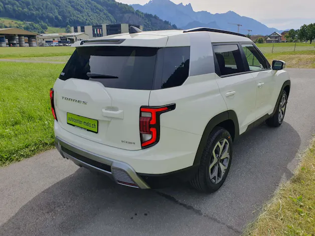 KGM -SsangYong Torres 1.5 Turbo Platinum 4WD MJ27