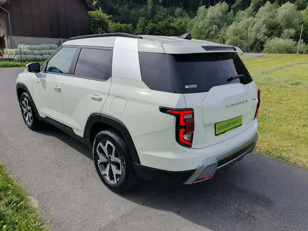 KGM -SsangYong Torres 1.5 Turbo Platinum 4WD MJ27