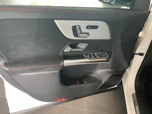 Mercedes-Benz GLA 220d 4Matic 8G-DCTSwiss Star