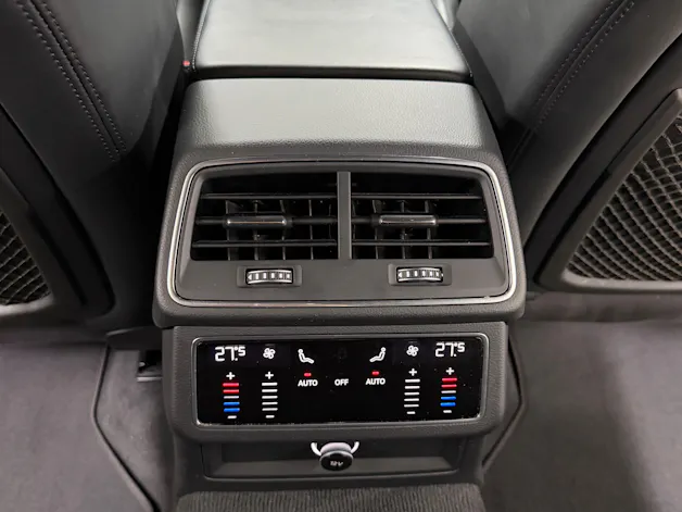 Audi A6 Avant 50 TDI Sport 286PS Midnight Black quattro tiptronic / RF-Kamera / Panoramadach / Leder / Comfortkey / Matrix-LED /