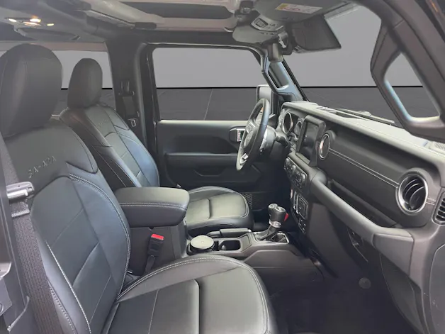 Jeep Wrangler 2.0 Sahara Automatic