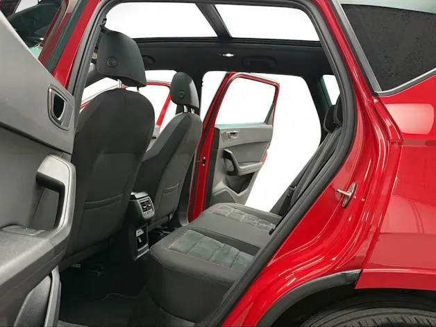 SEAT Ateca 1.5TSI EVO FR 4Drive VELVET RED DSG / Panoramadach / 360° Kamera / virtual cockpit / Beats Soundsystem / Keyless-Entry /