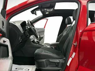 SEAT Ateca 1.5TSI EVO FR 4Drive VELVET RED DSG / Panoramadach / 360° Kamera / virtual cockpit / Beats Soundsystem / Keyless-Entry /