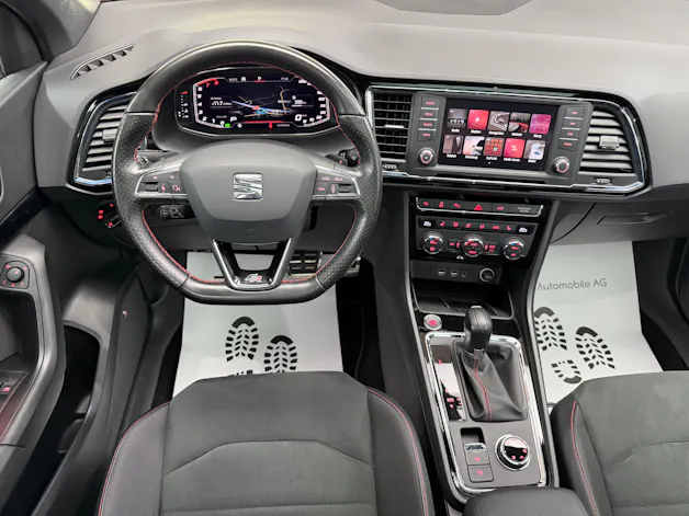 SEAT Ateca 1.5TSI EVO FR 4Drive VELVET RED DSG / Panoramadach / 360° Kamera / virtual cockpit / Beats Soundsystem / Keyless-Entry /