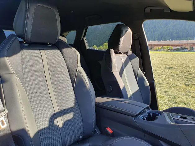 Peugeot 3008 1.2 Allure Premium GT Turbo