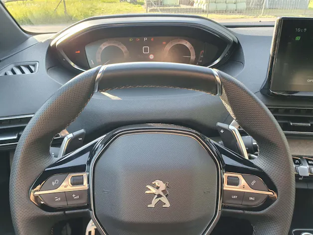 Peugeot 3008 1.2 Allure Premium GT Turbo