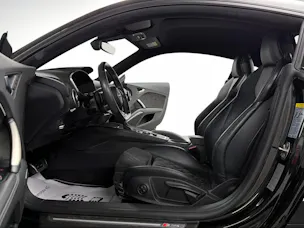Audi TT Coupé 2.0 TFSI S-Line 230PS Midnight Black quattro S-tronic / B&O Soundsystem / Komfortschlüssel / Matrix-LED / drive select