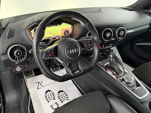 Audi TT Coupé 2.0 TFSI S-Line 230PS Midnight Black quattro S-tronic / B&O Soundsystem / Komfortschlüssel / Matrix-LED / drive select