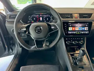 Škoda Superb 2.0 TDi SportL 4x4