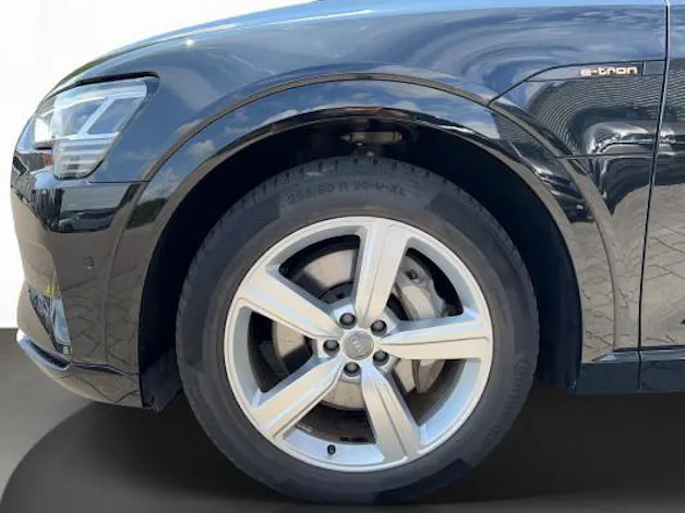 Audi e-tron 55 quattro