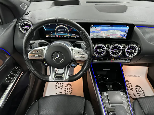 Mercedes-Benz GLA 35 AMG 4Matic Performance 8G-Speedshift DCT