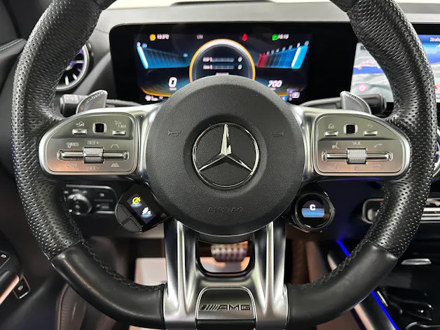 Mercedes-Benz GLA 35 AMG 4Matic Performance 8G-Speedshift DCT