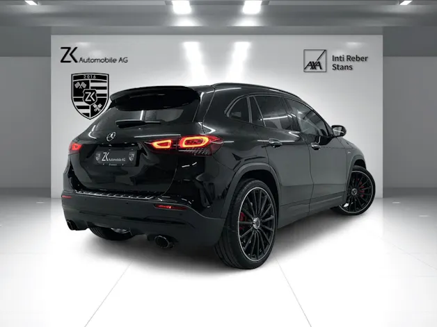 Mercedes-Benz GLA 35 AMG 4Matic Performance 8G-Speedshift DCT