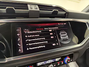 Audi Q3 Sportback 40 TFSI S line quattro Midnight Black S-tronic / 360° Kamera / virtual Cockpit / Komfortschlüssel /