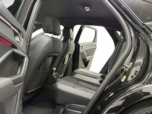 Audi Q3 Sportback 40 TFSI S line quattro Midnight Black S-tronic / 360° Kamera / virtual Cockpit / Komfortschlüssel /